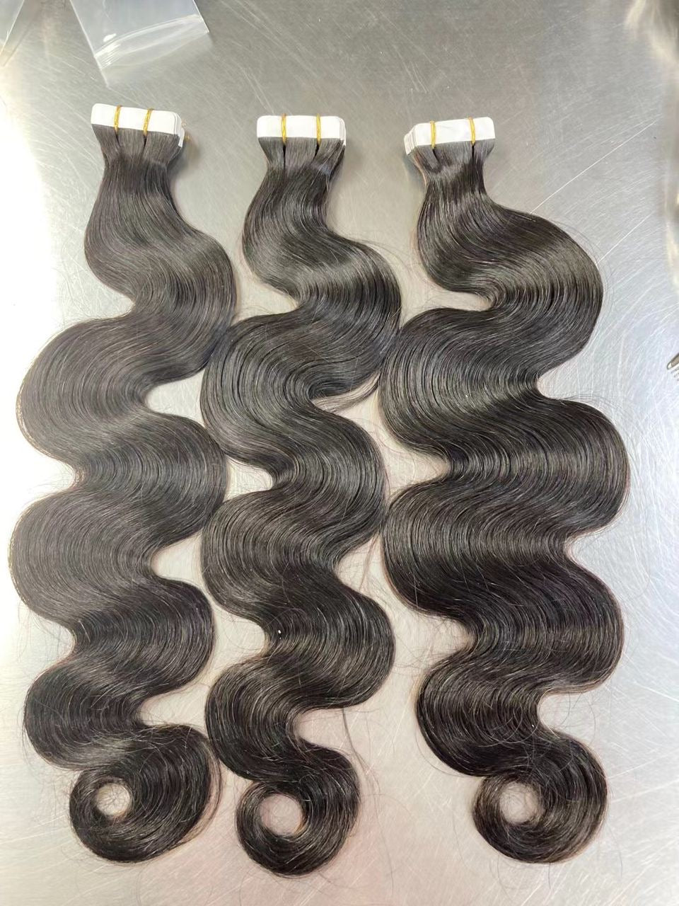 Tape hair extensions straight-body wave/extensiones de cabello con cinta adhesiva lacio-ondulado